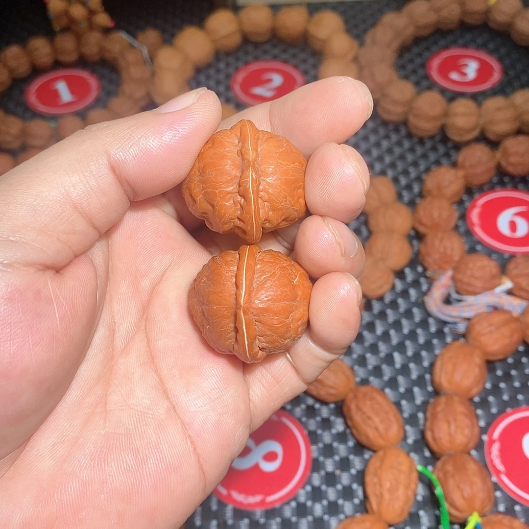 吊坠文玩核桃秋子小手捻