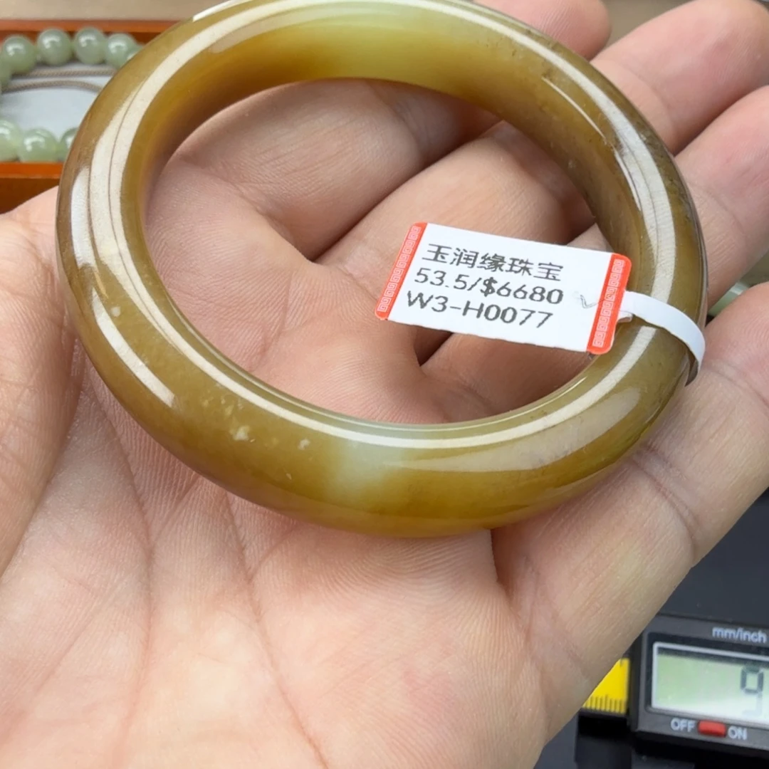 和田玉（糖玉）未镶嵌手链