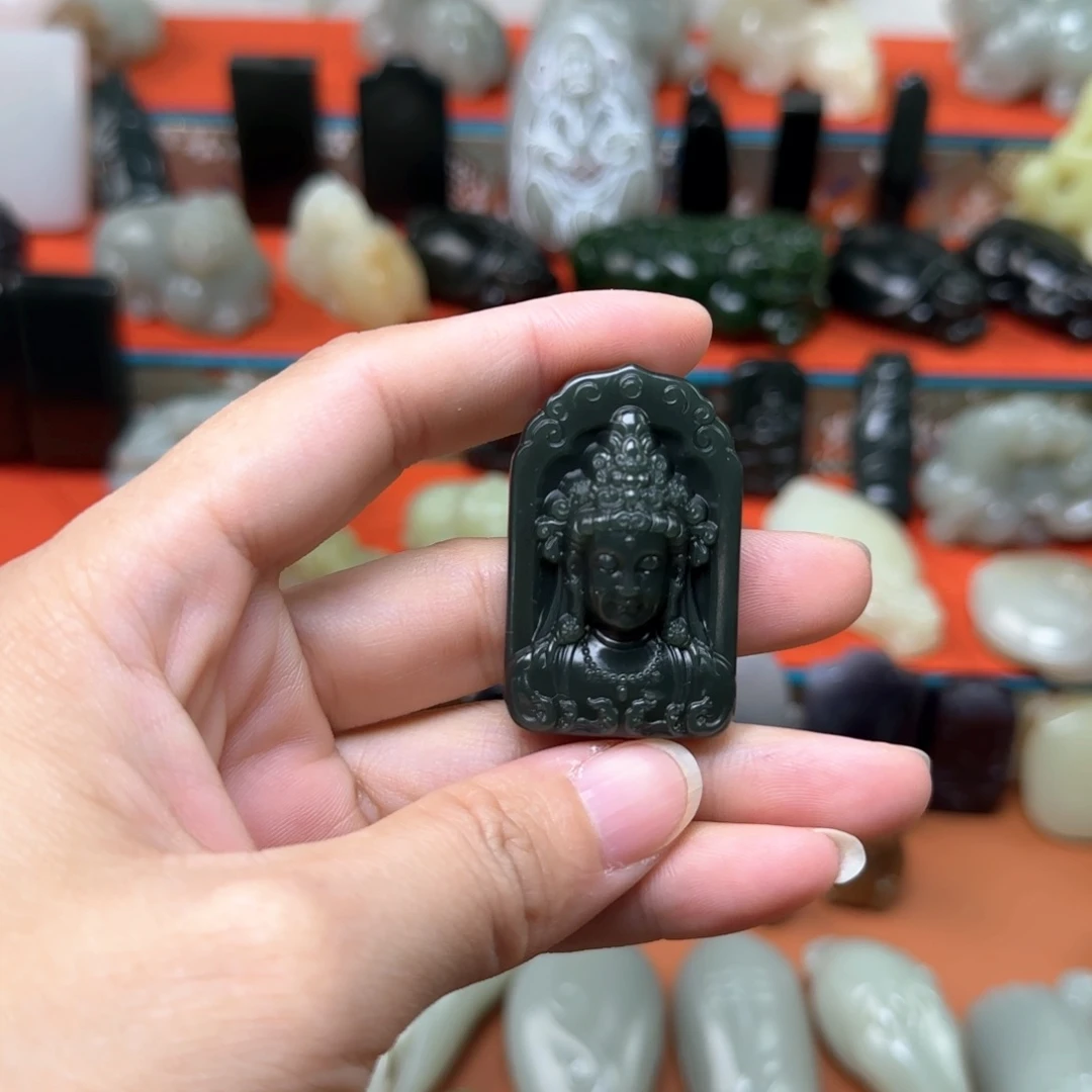 未镶嵌和田玉把件