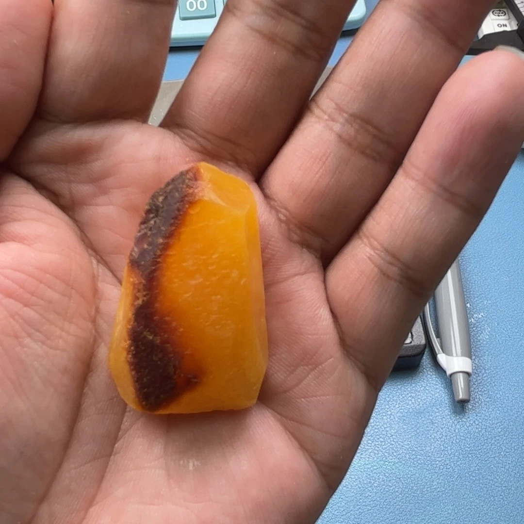 定制琥珀未镶嵌超**想蜜蜡定制