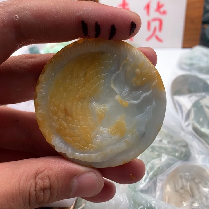 翡翠未镶嵌颈饰保真天然a货翡翠