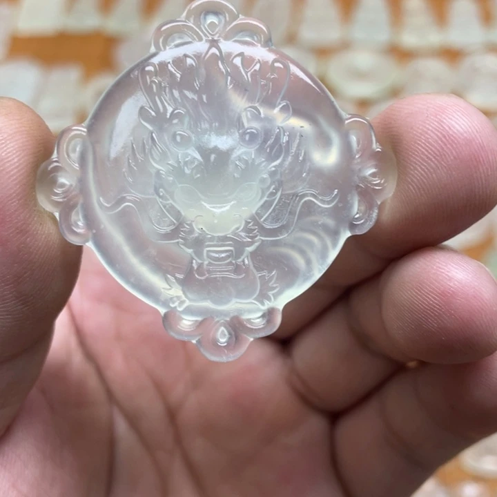 *****蛇纹石玉未镶嵌颈饰