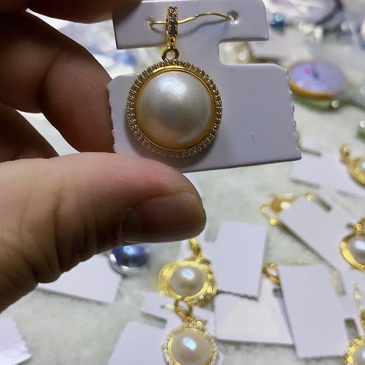 合金颈饰拼合珍珠（马贝珠）