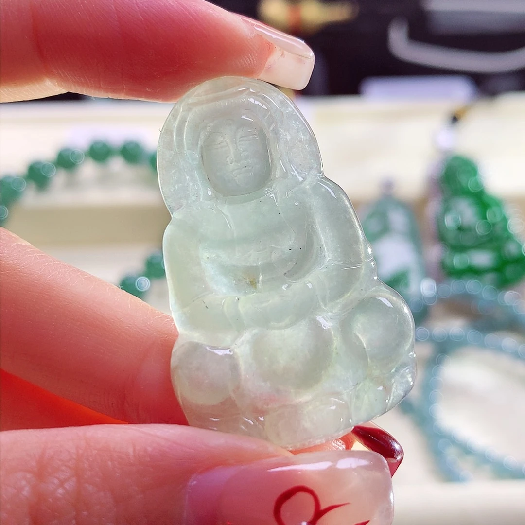 翡翠颈饰未镶嵌天然
