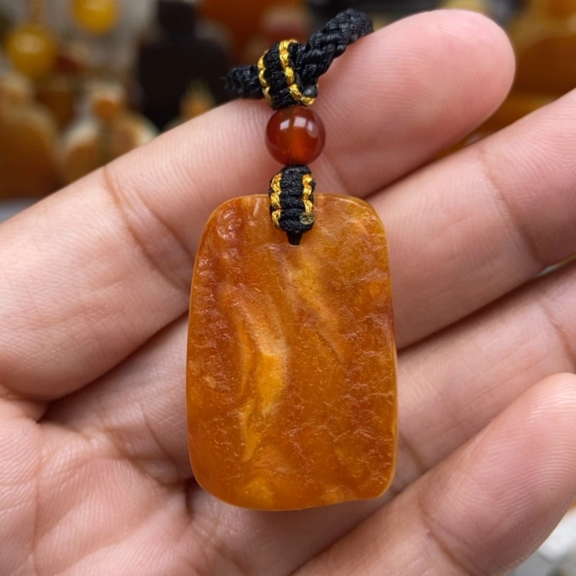 【闪购商品】琥珀颈饰未镶嵌