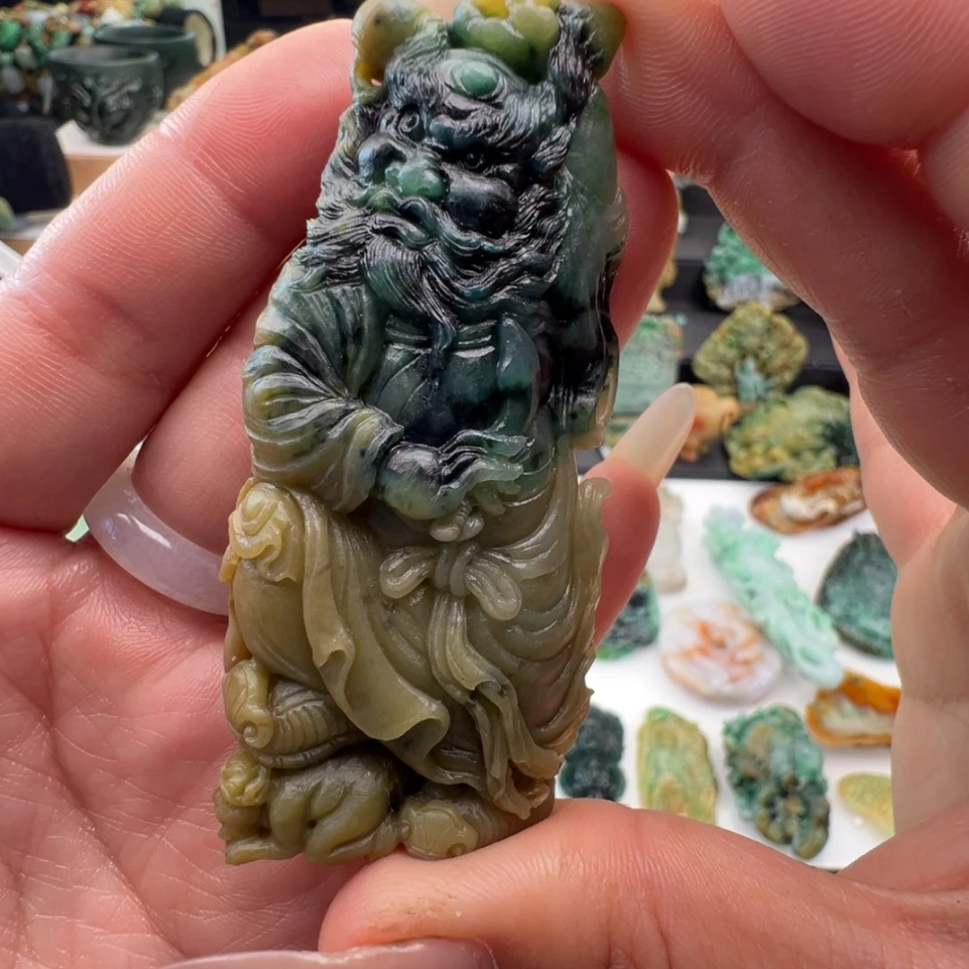 未镶嵌挂件翡翠天然缅甸