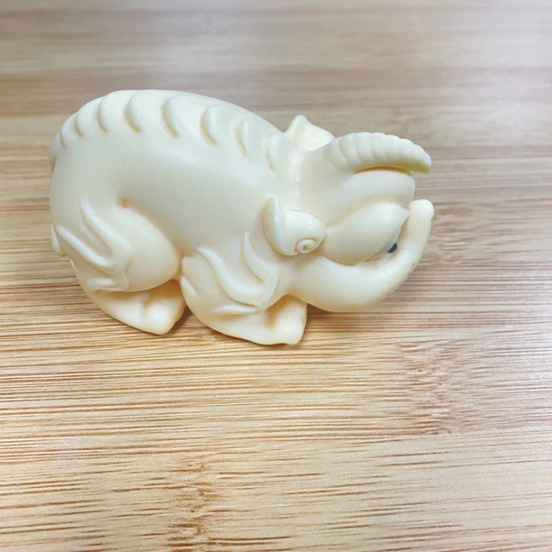 时尚精品手工精雕雕刻手把件摆件DYWW429