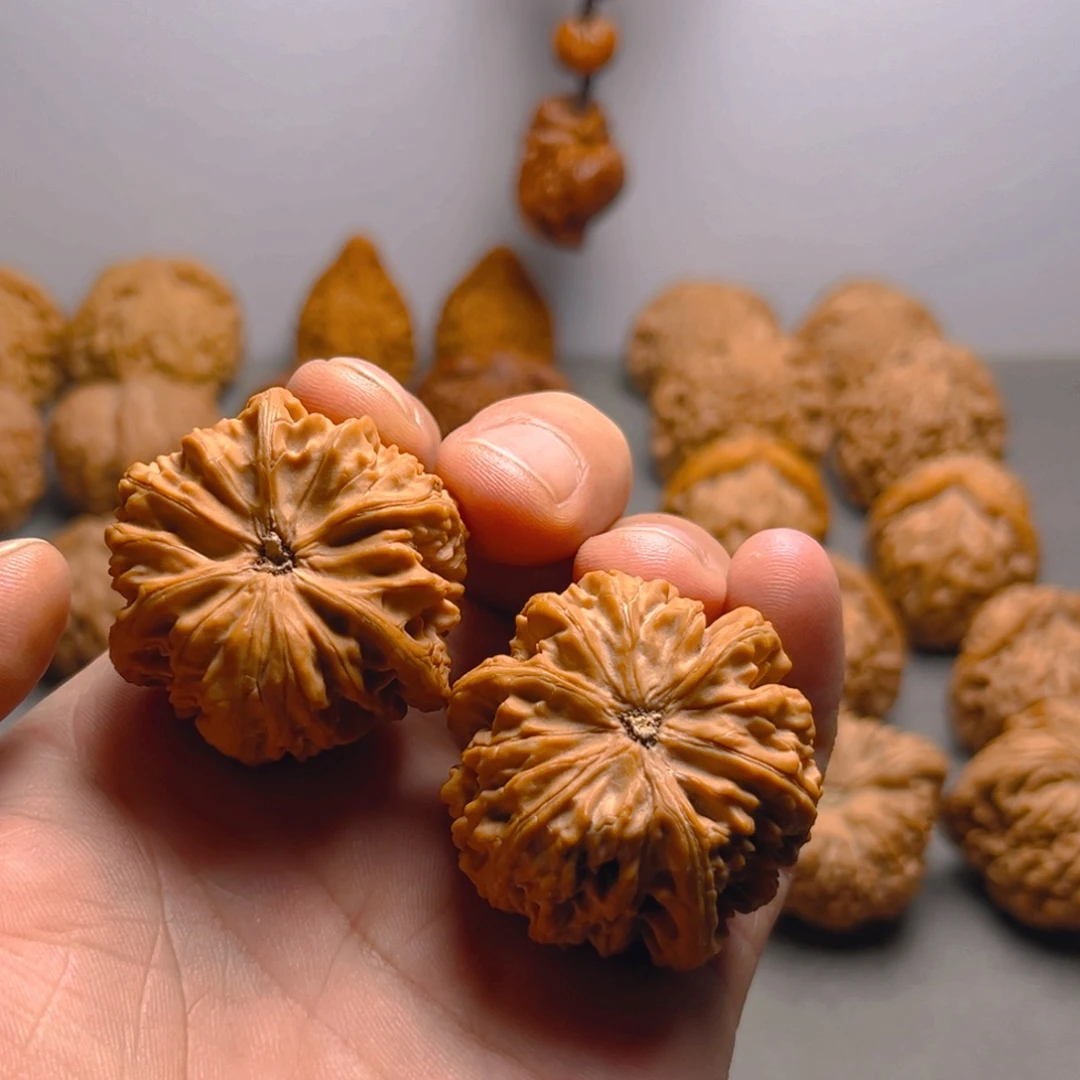 O***2把件桃核文山三棱正奔38尺