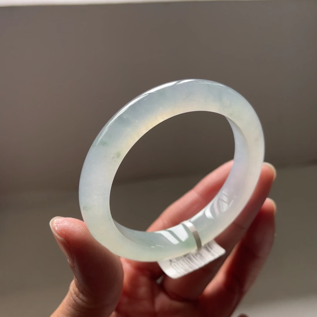 翡翠未镶嵌手镯52.4圈三天鉴赏期