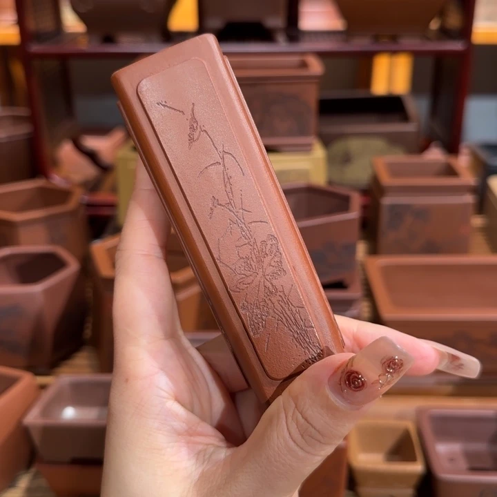 紫砂花瓶口径2.8，深度11