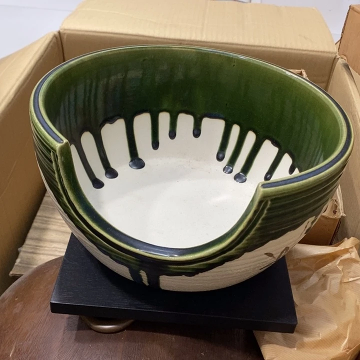 中古品有微瑕，谨慎入手