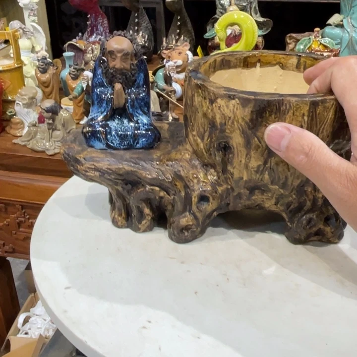 魏***石湾公仔衬托盆景