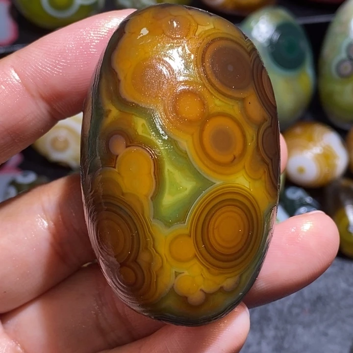 未镶嵌玛瑙/玉髓珠宝奇石