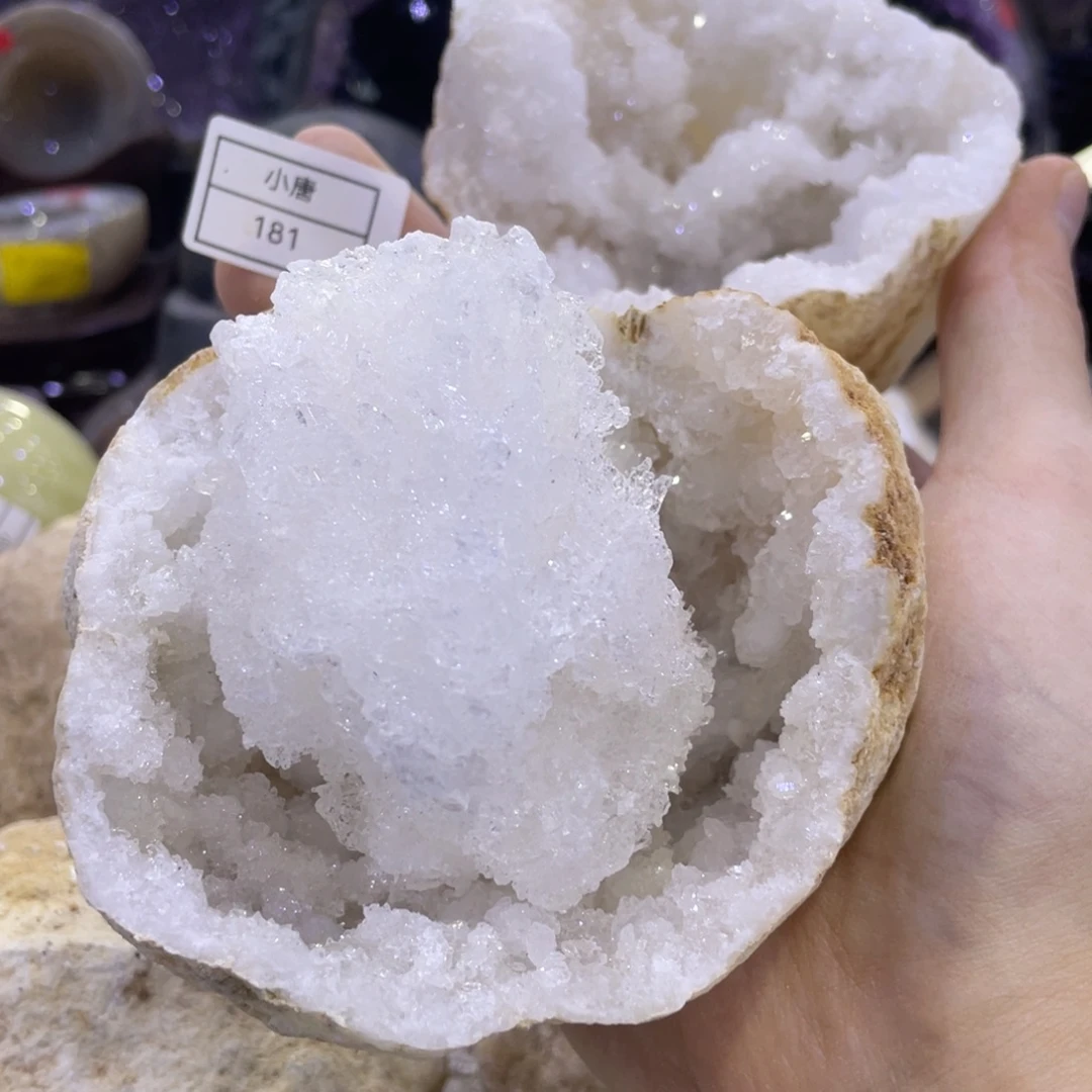 静****未镶嵌珠宝半成品水晶