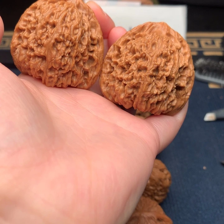 文玩核桃把件醉*風南疆石44