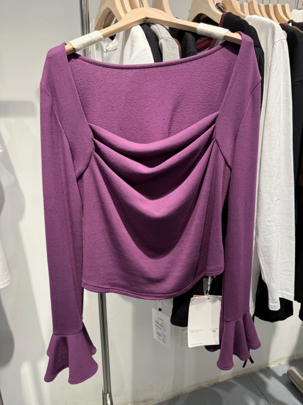 性感长袖韩版T恤气质短款方领百搭螺纹打底衫显瘦喇叭袖