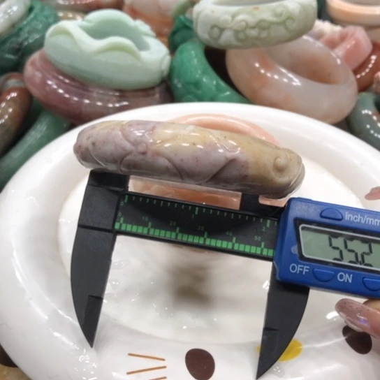 未镶嵌石英质玉珠宝半成品2