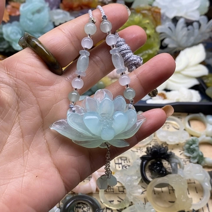 蛇纹石玉合金颈饰