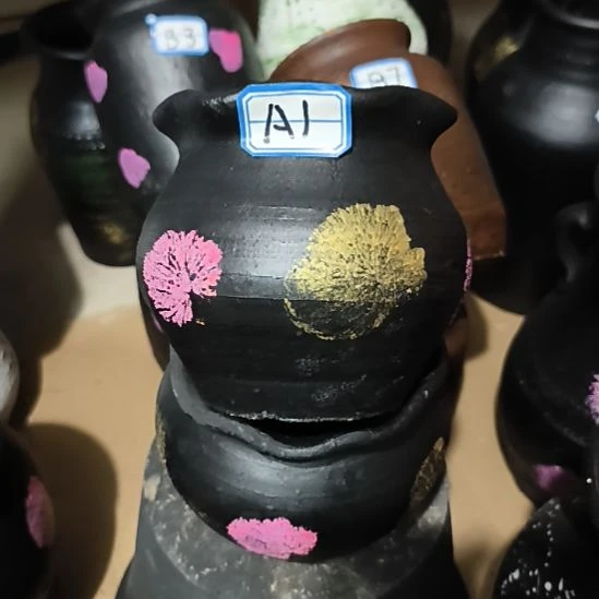 A1口径12高度11到手两个，底部有孔