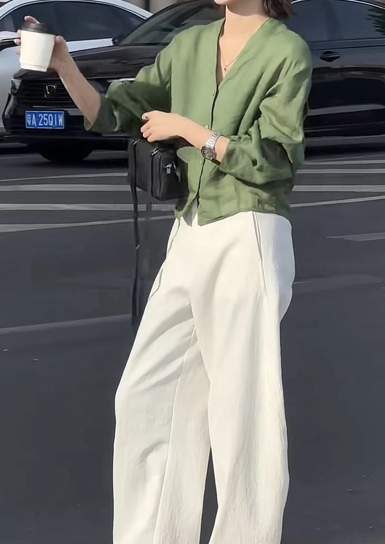 新款时尚洋气精品百搭女装F2447