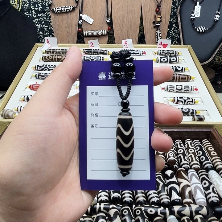 未镶嵌颈饰玛瑙/玉髓