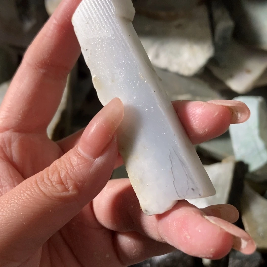 翡翠未镶嵌挂件天然翡翠