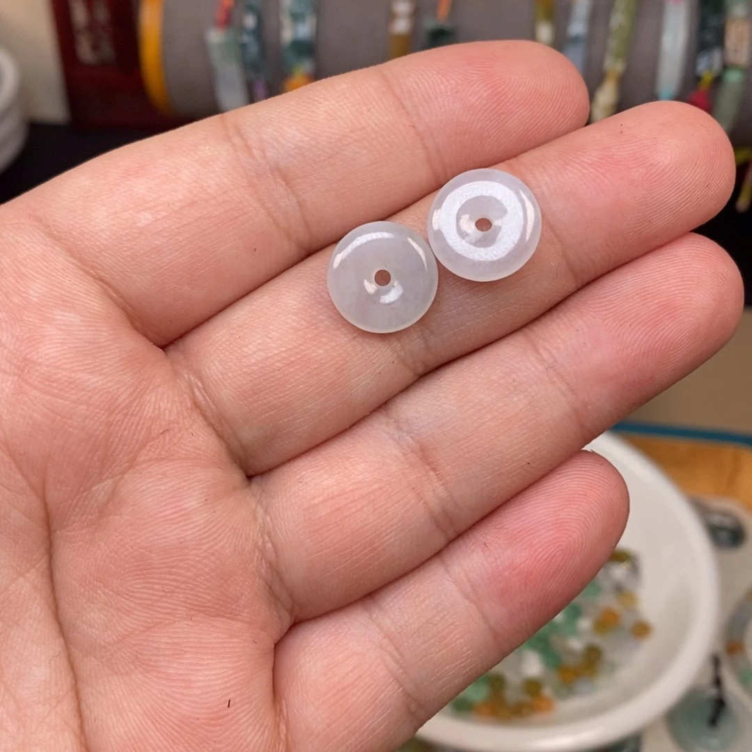翡翠颈饰未镶嵌.*翡翠