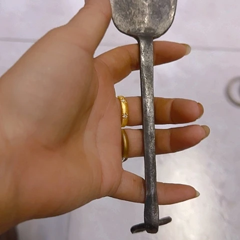 ****露合成树脂民俗老物件，包老包邮。