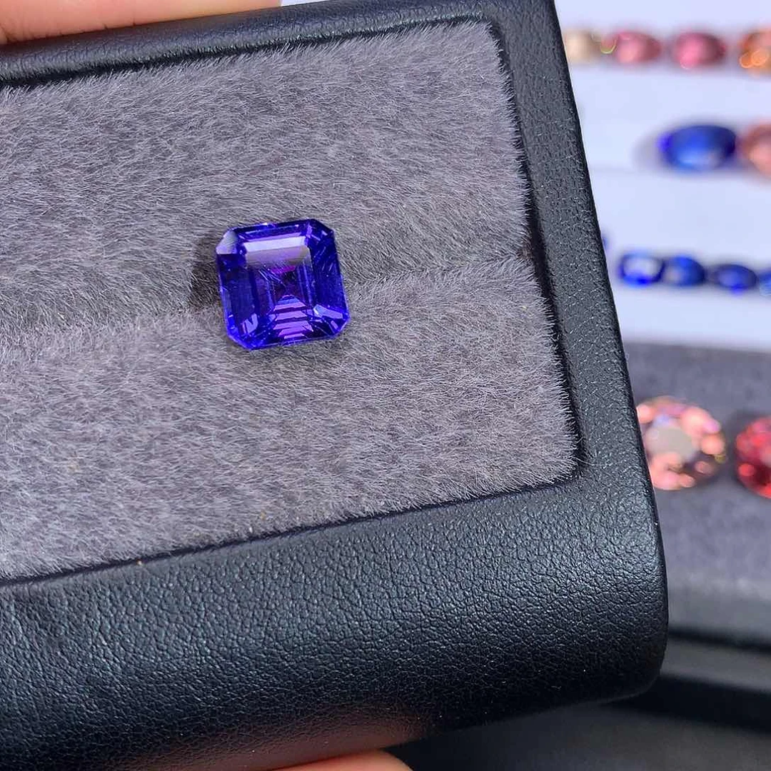 坦桑石珠宝奇石未镶嵌4.575ct