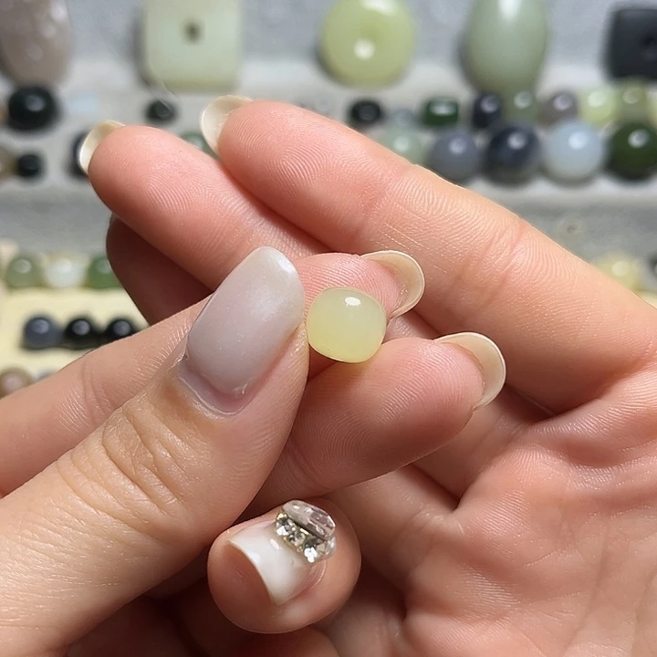 未镶嵌手链和田玉傲**云