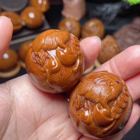 【闪购商品】手串/手链橄榄核鼠手球33