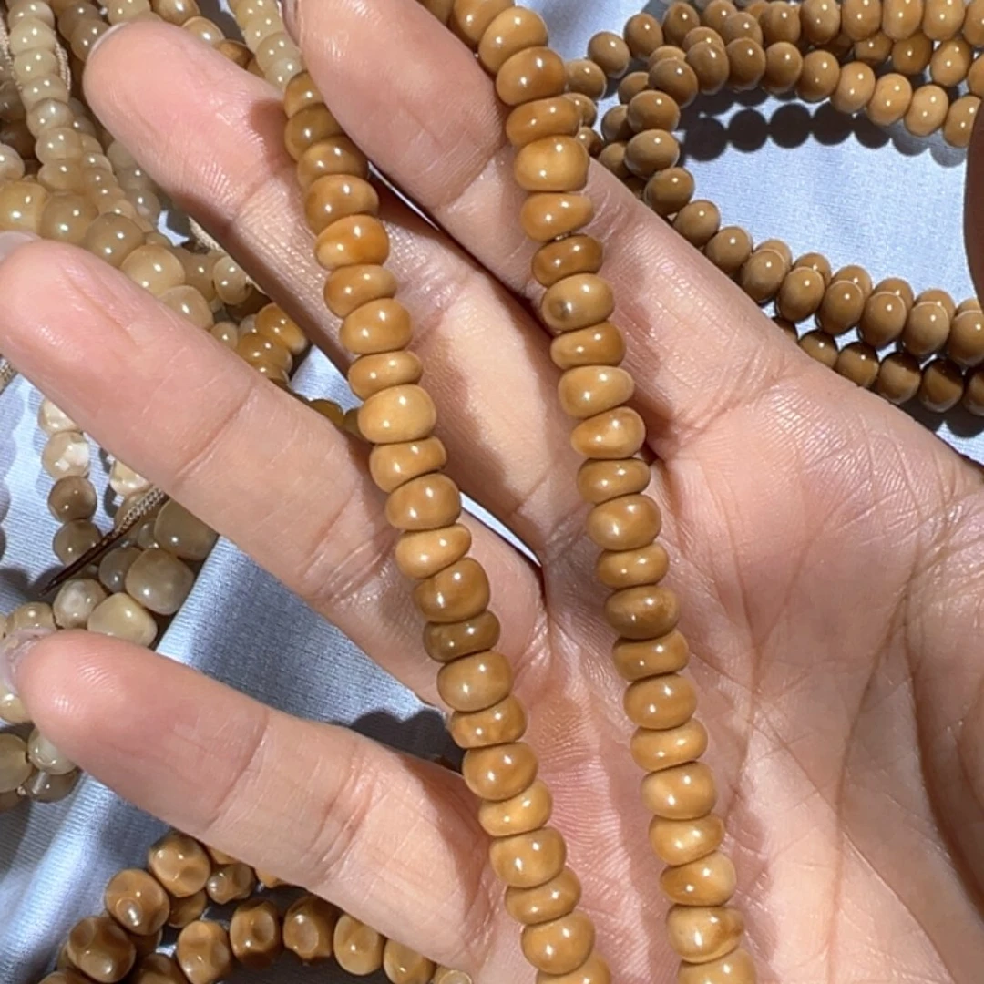 容***头龙脊菩提吊坠蒜瓣手持60颗