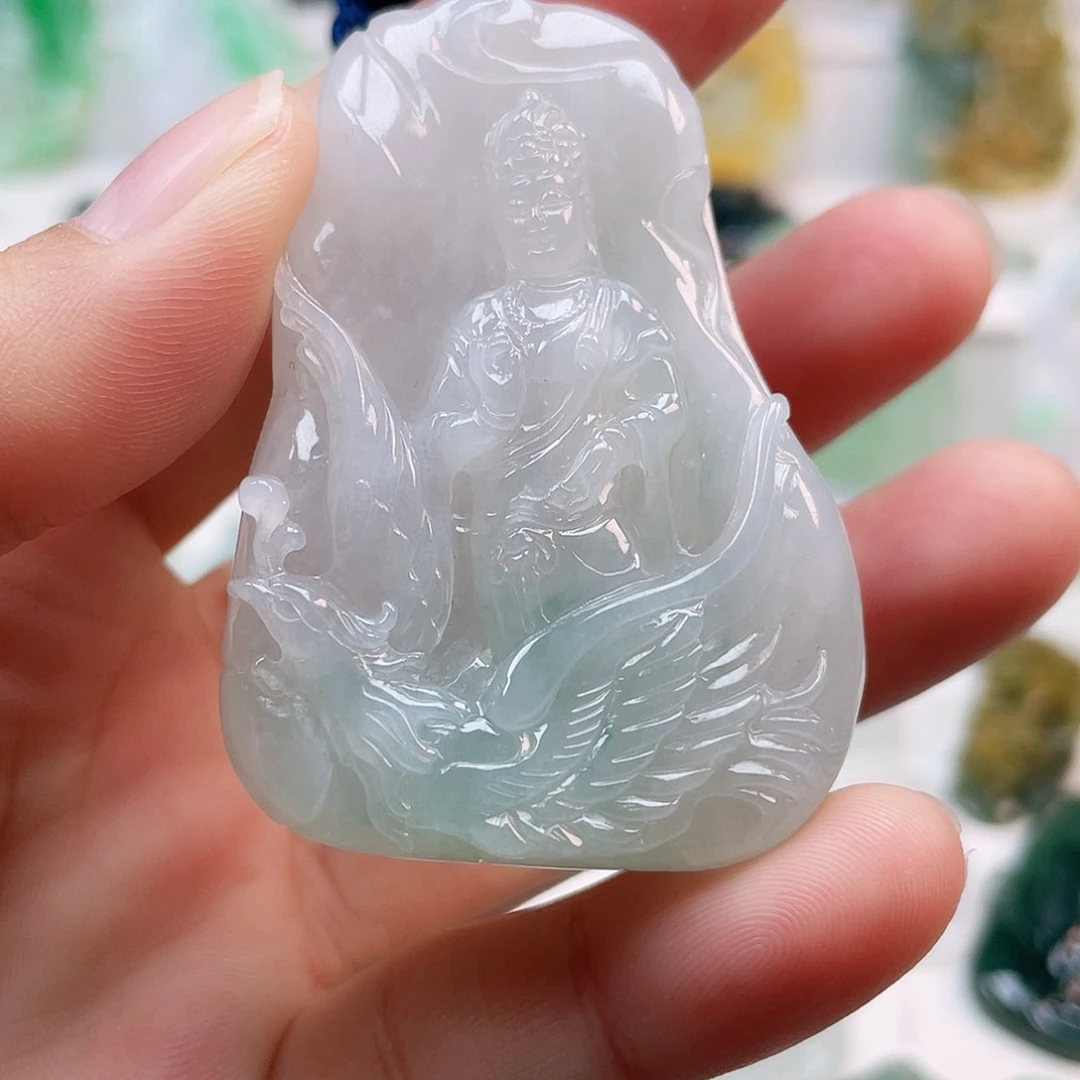 翡翠颈饰未镶嵌观音