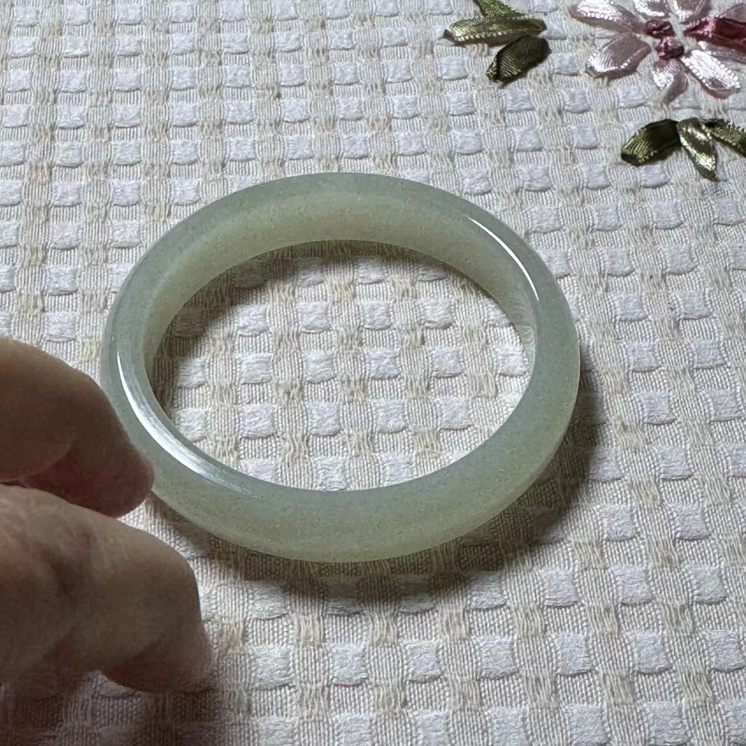 新疆且末金山矿和田玉手镯