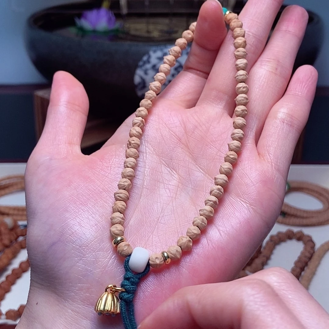 柏香籽/百香籽吊坠128.8