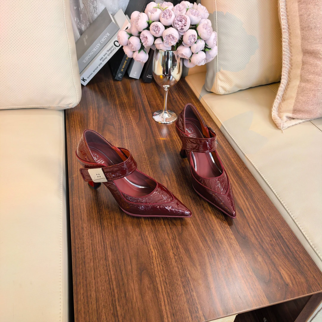 Van Gerch牛皮跟高7CM尖头单鞋女欧若风气质时尚女士红色买1赠3