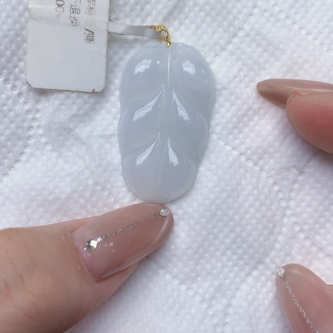 颈饰18K金镶嵌翡翠