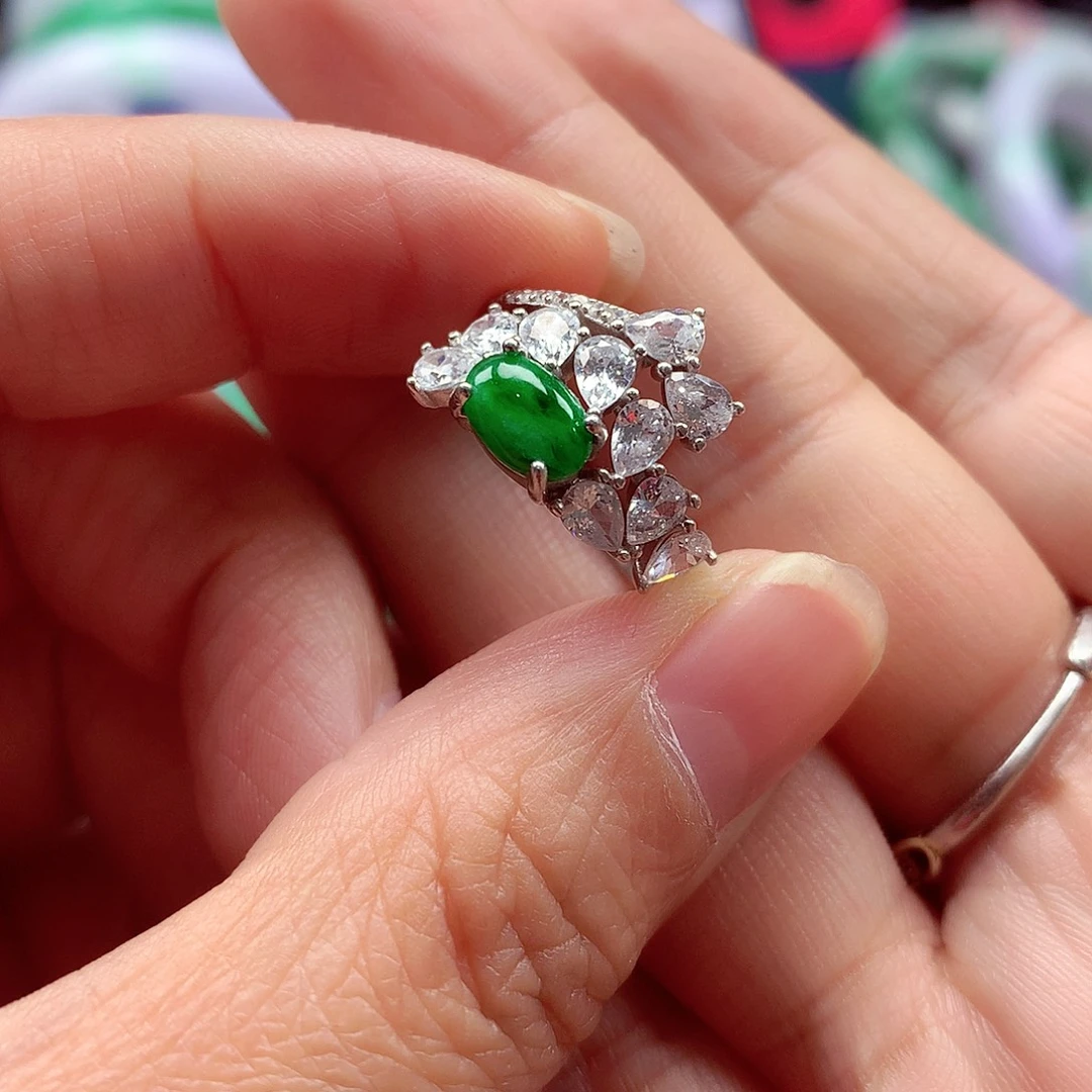 翡翠银S925镶嵌颈饰翡翠