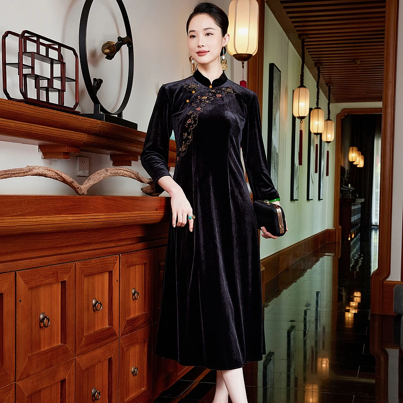 【暗香疏影】精丝绒黑色气质显瘦刺绣中式复古贵气旗袍连衣裙W25812