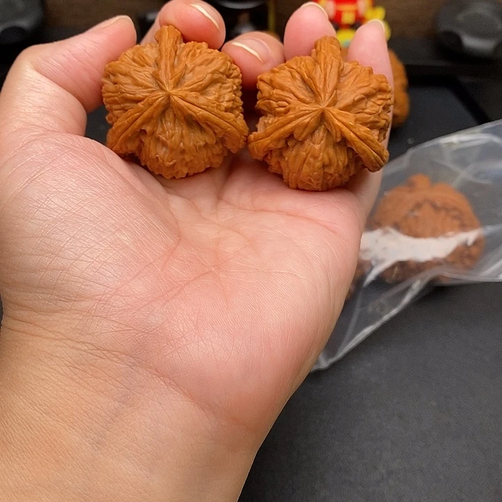 ༺***༻把件文玩核桃白奔