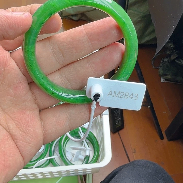 和田玉（碧玉）手镯未镶嵌57