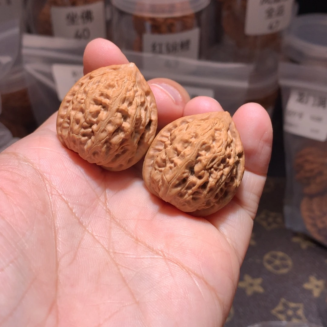 吊坠文玩核桃30原树金牛