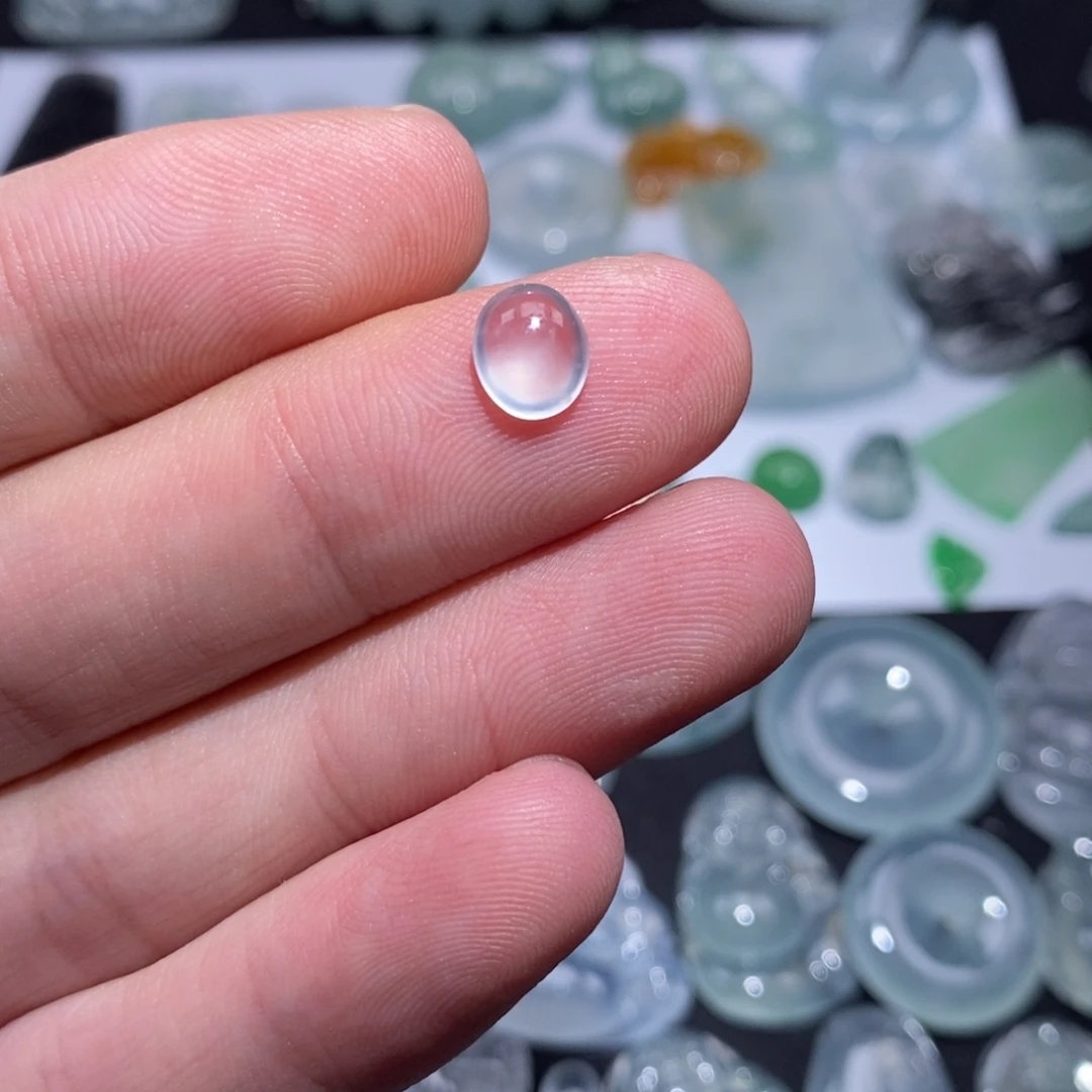 翡翠未镶嵌颈饰蛋面