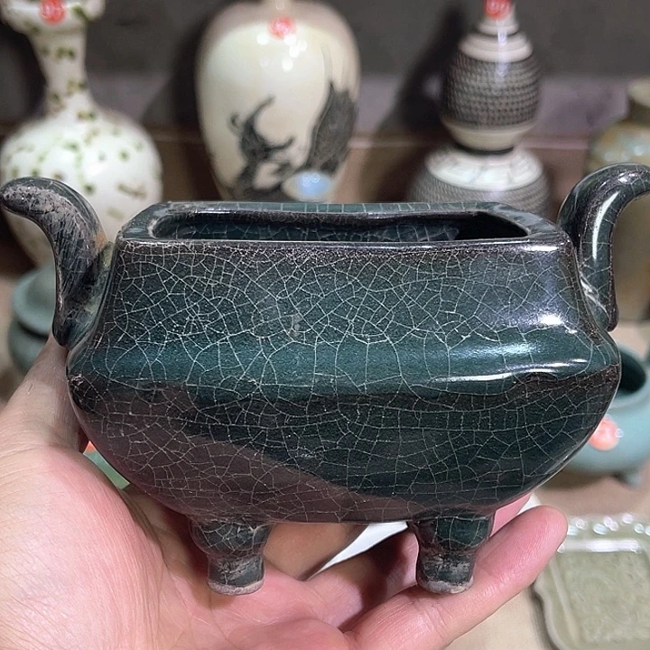 瓷片瓷器.。。。瓷炉