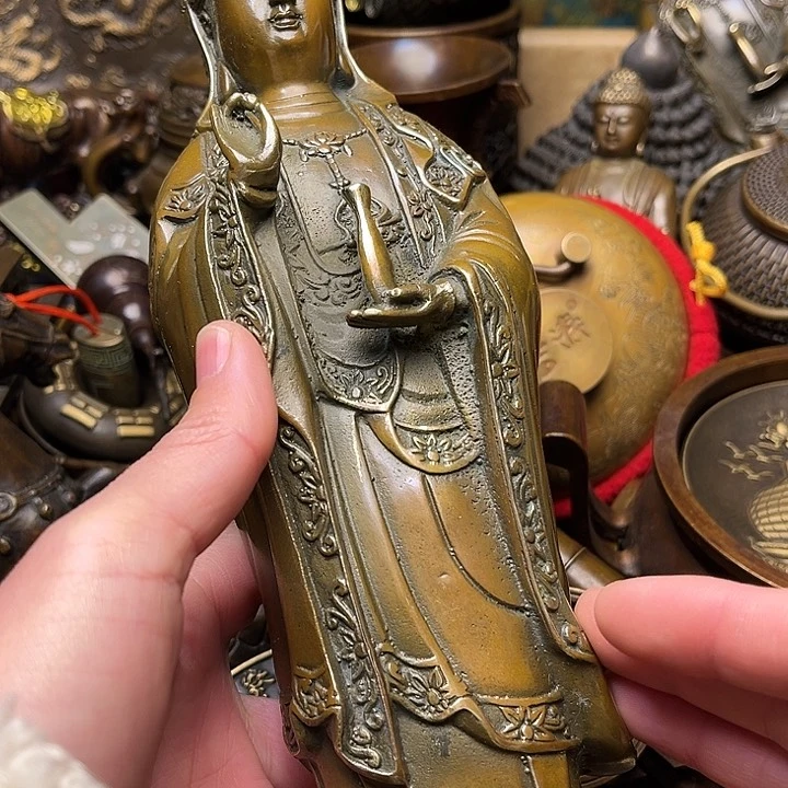 精美铜器批发档口