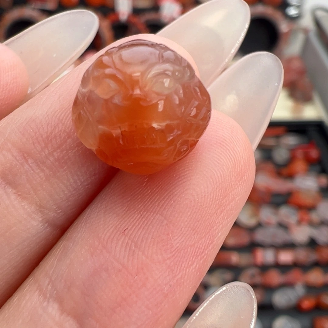 南红玛瑙未镶嵌颈饰貔貅珠