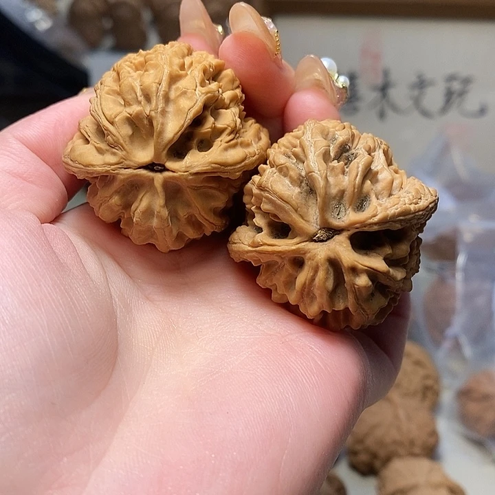 文玩核桃吊坠41大沽石