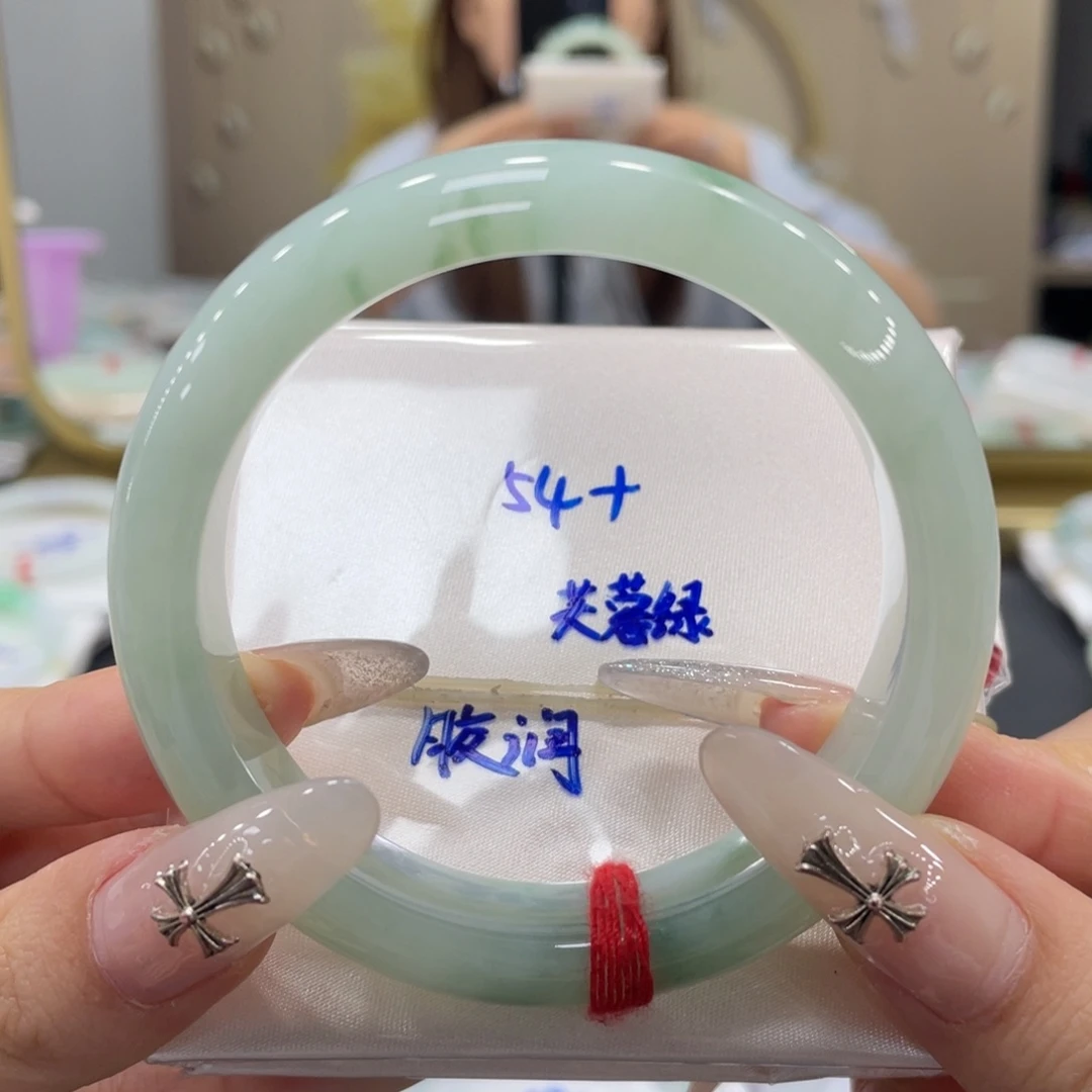 未镶嵌手镯翡翠翡翠
