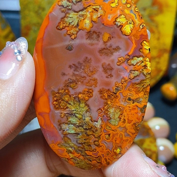 未镶嵌颈饰玛瑙/玉髓