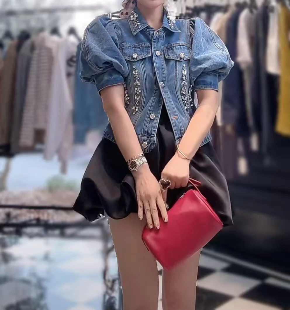 【NANA】春款泡泡袖牛仔上衣L9701